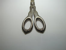 Load image into Gallery viewer, TIFFANY OLYMPIAN GRAPE SHEARS RIBBON PULL Antique Sterling Silver Ornate
