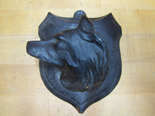 Load image into Gallery viewer, 2 GAME ANIMAL HEADS HUNTING PLAQUE TROPHY MOUNTS Black Forest Wooden Style