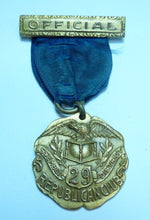 Load image into Gallery viewer, OFFICIAL REPUBLICAN CLUB Old Gold Gilt Medallion 29 Assembly Dist Dieges Clust