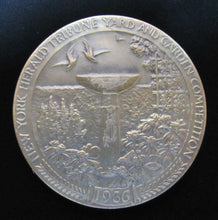 Load image into Gallery viewer, 1936 NEW YORK HERALD TRIBUNE YARD AND GARDEN COMPETITION Medallion Paperweight