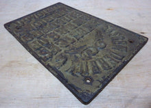 Load image into Gallery viewer, SASGEN DERRICK Co BUILDERS DERRICKS CHICAGO Original Old Cast Iron Plaque Sign