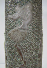 Load image into Gallery viewer, 1934 HAWAII SCHOFIELD BKS HAW HULA GIRL EAGLE USA SHIELD Trench Folk Art Shell