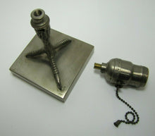 Load image into Gallery viewer, Chicken Rooster Bird Claw Foot Old Nickel Plated Bronze Decorative Arts Lamp