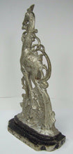 Load image into Gallery viewer, GIRAFFE Antique Art Deco Cast Iron Figural Hubley Doorstop Decorative Art Statue