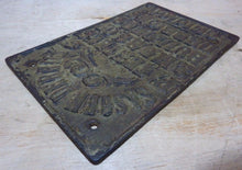Load image into Gallery viewer, SASGEN DERRICK Co BUILDERS DERRICKS CHICAGO Original Old Cast Iron Plaque Sign
