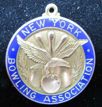 Load image into Gallery viewer, 1939 1940 NY STOCK EXCHANGE LEAGUE NEW YORK BOWLING Assn 10k GF Medallion