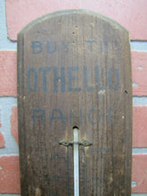 Load image into Gallery viewer, OTHELLO RANGE HEUSINGEER MILITARY PLAZA Texas Antique Thermometer Wood Sign Ad