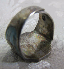 Load image into Gallery viewer, 1939 NEW YORK WORLDS FAIR CHINESE DELEGATION Souvenir Enamel Ring NYWF 1940
