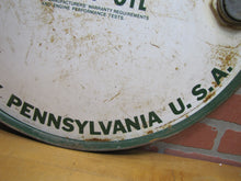 Load image into Gallery viewer, QUAKER STATE MOTOR OIL 55g Barrel Top Can Sign Advertising OIL CITY PENNSYLVANIA