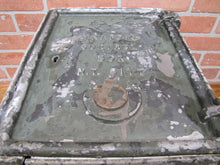 Load image into Gallery viewer, TRAFFIC CONTROL BOX NY CITY Orig Old Retired NYC New York OFF RED AMBER GREEN