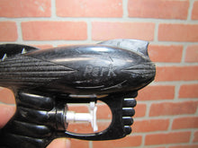 Load image into Gallery viewer, BATMAN Water Gun Park Plastics Robin Penguin Joker Toy Watergun Raygun Pistol Rifle Weapon