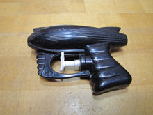 Load image into Gallery viewer, BATMAN Water Gun Park Plastics Robin Penguin Joker Toy Watergun Raygun Pistol Rifle Weapon