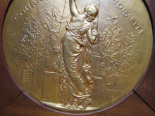 Load image into Gallery viewer, COURAGE PATRIE MORALITE F BARBEDIENNE Antique French Gymnastics Bronze Plaque A PHEE DUBOIS D'ARRES H CHAPU L'UNION DES SOCIETES DE GYMNASTIQUE DE FRANCE a son Membre d'honneur M. LE SENATEUR RENE BESNARD