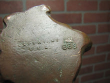 Load image into Gallery viewer, WB Weidlich Bros USA Cigar Holder Rest Ashtray Art Deco Stylized Big Cat Leopard