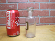 Load image into Gallery viewer, MOUTH WASH Antique Reverse Under Glass Label Apothecary Medicine Bottle pat 1889
