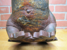 Load image into Gallery viewer, FROG Old Cast Iron Large Doorstop Decorative Yard Garden Art Statue HD 13+lbs
