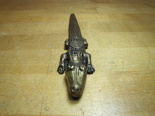 Load image into Gallery viewer, OZARK REPTILE GARDEN Original Old Alligator Letter Opener Page Turner Pat Pend
