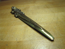 Load image into Gallery viewer, OZARK REPTILE GARDEN Original Old Alligator Letter Opener Page Turner Pat Pend
