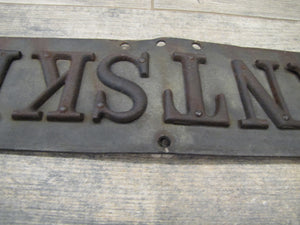 WYNANTSKILL 1 1/2 M HAND FINGER POINTING Antique Street Road Highway Town Sign