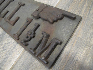 WYNANTSKILL 1 1/2 M HAND FINGER POINTING Antique Street Road Highway Town Sign
