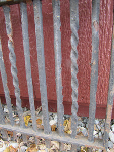 19c Antique Iron Ribbed Ball Flower Twisted Shaft Fence Window Grate Yard Art