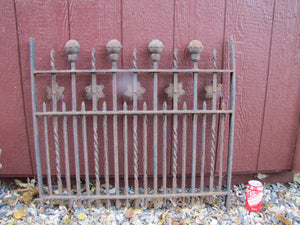19c Antique Iron Ribbed Ball Flower Twisted Shaft Fence Window Grate Yard Art
