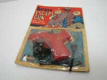 Load image into Gallery viewer, BATMAN ESCAPE GUN HOLY BAT DARTS FLYING GADGETS 1966 Lincoln International

