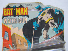 Load image into Gallery viewer, BATMAN WATER GUN 1979 AHI Toy WaterGun Squirt Pistol DC Comics British Hong Kong
