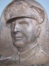 Load image into Gallery viewer, US GENERAL DOUGLAS MACAUTHUR Old Decorative Art High Relief Thick Brass Plaque
