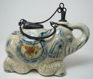 Elephant Old Asian Porcelain Op Pipe Oil Lamp unusual thin metal handle tool top