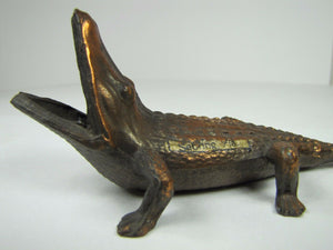 Old Alligator Ashtray Match Cigar Holder Sebring Fla Souvenir cast metal copper