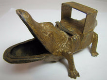 Load image into Gallery viewer, ALLIGATOR ST PETERSBURG Old Fla Souvenir Ash Tray Cigar Rest Matchbook Holder
