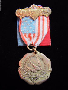 1883 1912 CAFE MARTIN NEW YORK Souvenir Medallion Flag Ribbon Dieges Clust NY