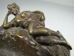 19c VICTORIAN BATHING BEAUTY Bronze Cigar Ashtray Decorative Arts Figural Tray