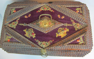 Tramp Art ZUM ANDENKEN IN MEMORIUM Ornately Decorated Antique Box Folk Artwork