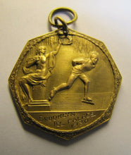 Load image into Gallery viewer, 1930 BROOKLYN ICE PALACE Gold Filled ICE SKATING Orig Medallion DIEGES CLUST NY
