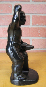 BLACKSMITH FOUNDRY IRON WORKER w ANVIL Antique Cast Iron Doorstop Bookend Statue
