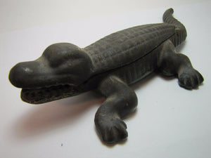 Antique Cast Iron Alligator match safe trinket tray top lift old original paint