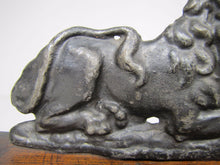 Load image into Gallery viewer, Antique Lion Decorative Art Cast Metal Wooden Base Doorstop Statue d1835
