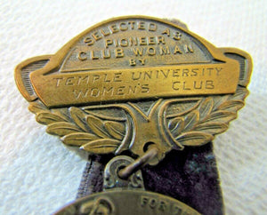 1940 TEMPLE UNIVERSITY Woman's Club 'PIONEER WOMAN' Medallion Golden Jubilee