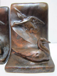 Old Duck Decoy Geese Bird Bookends Ornate Decorative Art Statie Flying Swimming