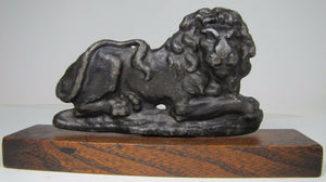 Antique Lion Decorative Art Cast Metal Wooden Base Doorstop Statue d1835