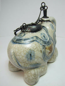 Elephant Old Asian Porcelain Op Pipe Oil Lamp unusual thin metal handle tool top