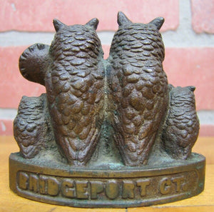 DE OXIDIZED M Co BRIDGEPORT Ct Owl Family Anique Bronze Advertising Paperweight