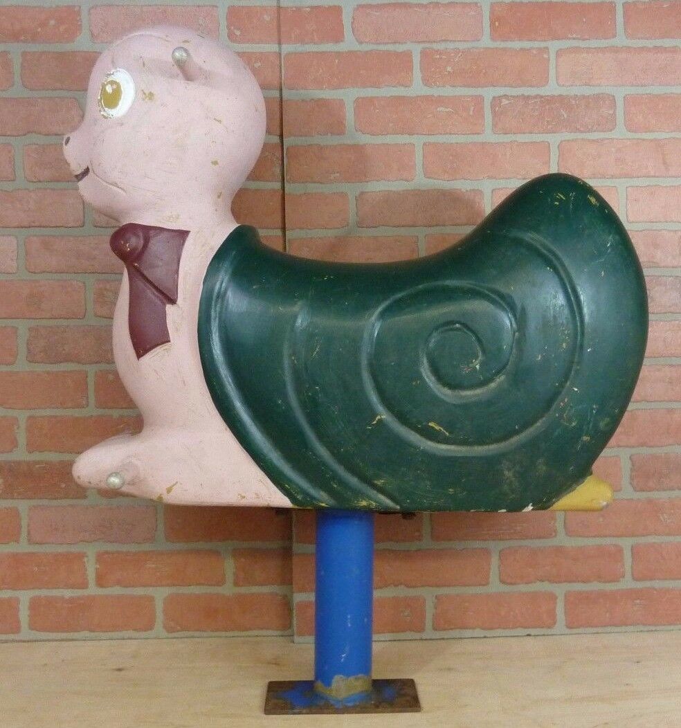 Old SNAIL CARNIVAL AMUSEMENT PARK RIDE Childs Fixed Roundabout Ride-On Numbered