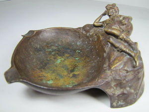19c VICTORIAN BATHING BEAUTY Bronze Cigar Ashtray Decorative Arts Figural Tray