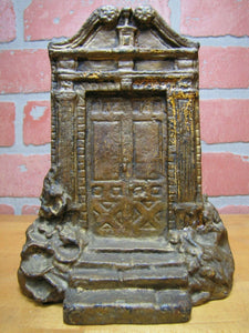 DOOR Antique Cast Iron Figural Doorstop Bookend Entrance Way Steps Landscape