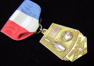 1930s BROOKLYN EAGLE BOWLING Sports 1st PLACE Medallion XX GREEN LANTERN BB