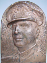 Load image into Gallery viewer, US GENERAL DOUGLAS MACAUTHUR Old Decorative Art High Relief Thick Brass Plaque
