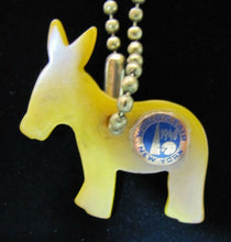 Load image into Gallery viewer, 1940 NEW YORK WORLD&#39;S FAIR DEMOCRAT Political Party DONKEY Keychain RHTF NYWF
